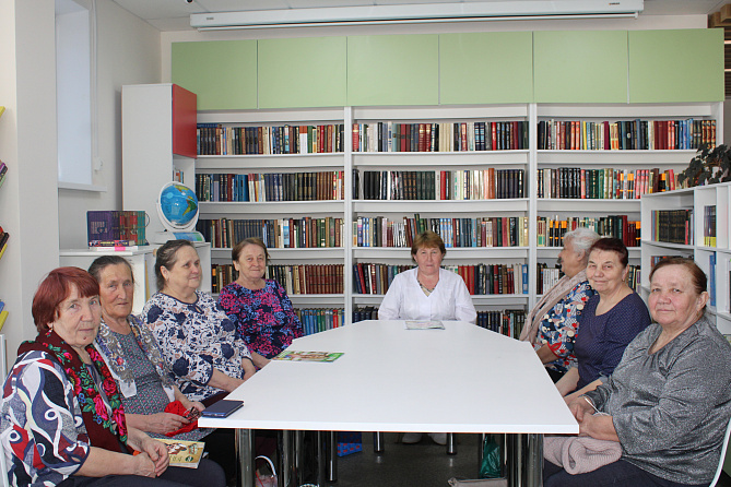 Встреча с фармацевтом в Атлашевской сельской библиотеке